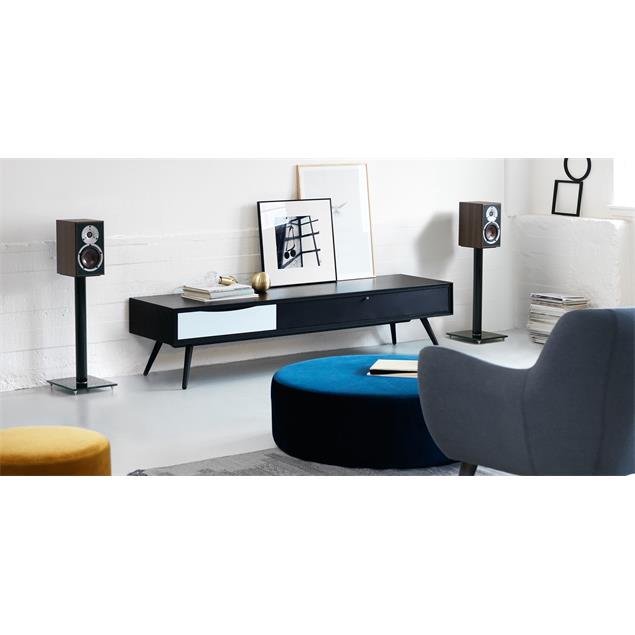 DALI Spektor 2 - 2-Way bass reflex bookshelf-loudspeakers (25-100 Watts / light walnut / 1 pair)