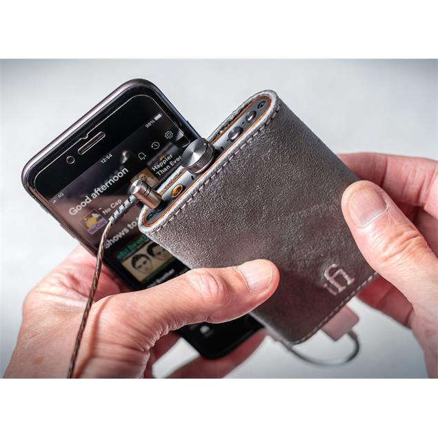 iFi-Audio Hip Case - protective cover - designed specifically for these portable headphone amplifiers / DACs: Hip-Dac & Hip-Dac2 by iFi-Audio (96 mm x 75 mm x 19 mm)