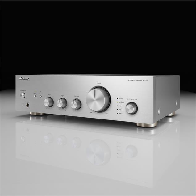 Pioneer A10AE Amplifier 2x50W silver
